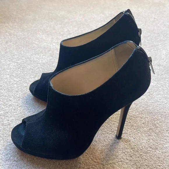 Jimmy Choo suede peep-toe platform heeled booties - Picture 4 of 11